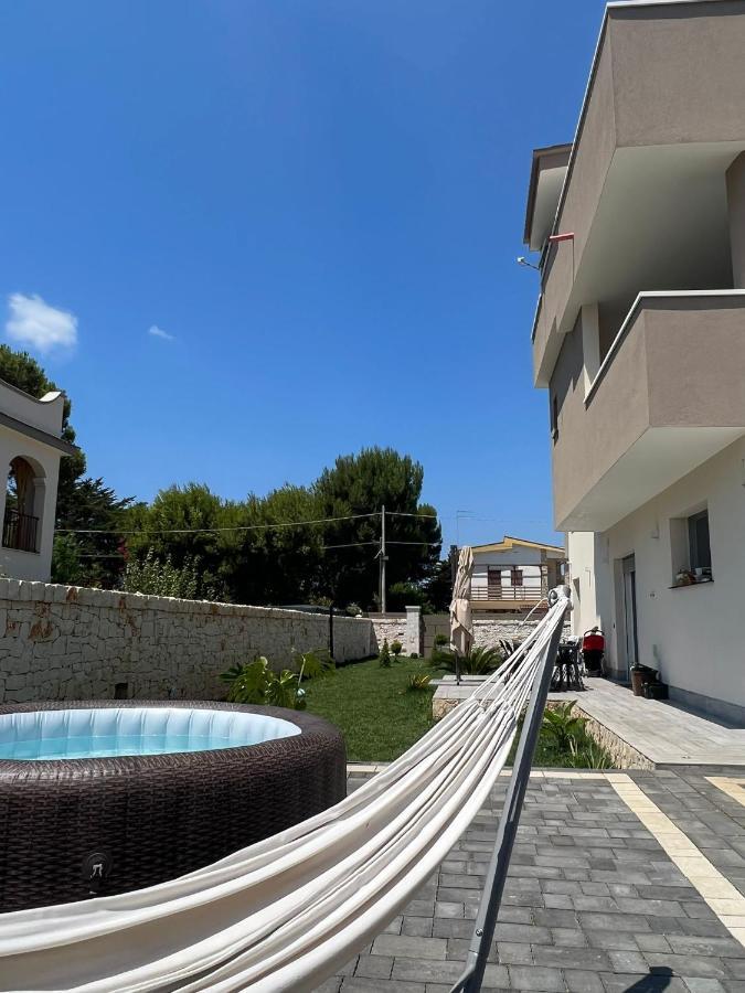 Villa Latina Пульсано Экстерьер фото